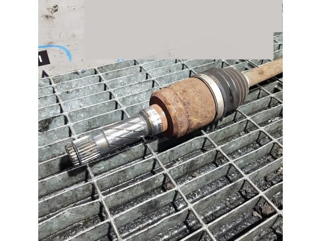 bontott FORD KUGA Jobb hátsó Féltengely