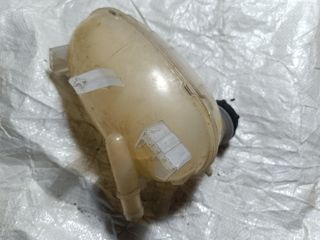 bontott FORD KUGA Kiegyenlítő Tartály