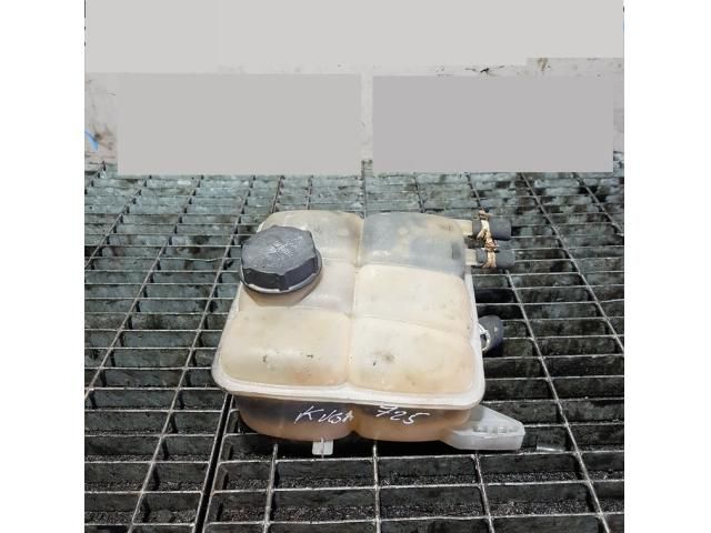 bontott FORD KUGA Kiegyenlítő Tartály