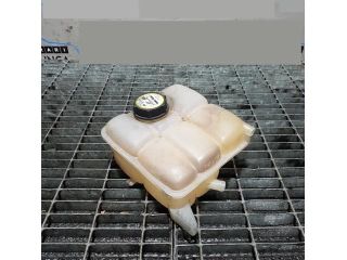 bontott FORD KUGA Kiegyenlítő Tartály