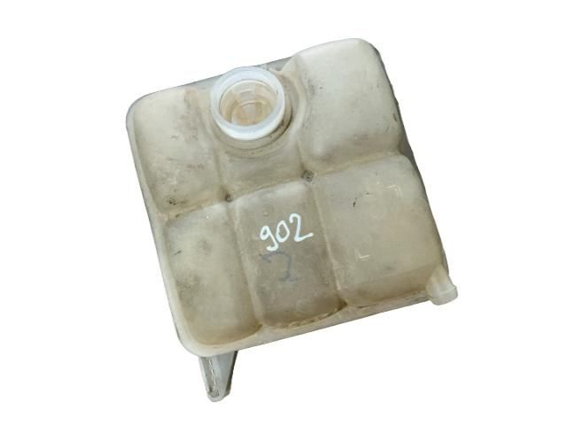 bontott FORD KUGA Kiegyenlítő Tartály