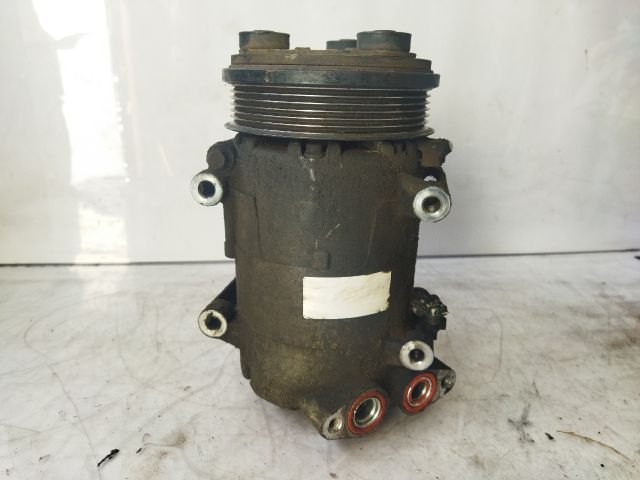 bontott FORD KUGA Klímakompresszor