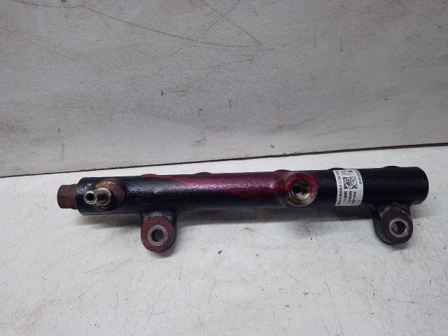 bontott FORD KUGA Közösnyomócső