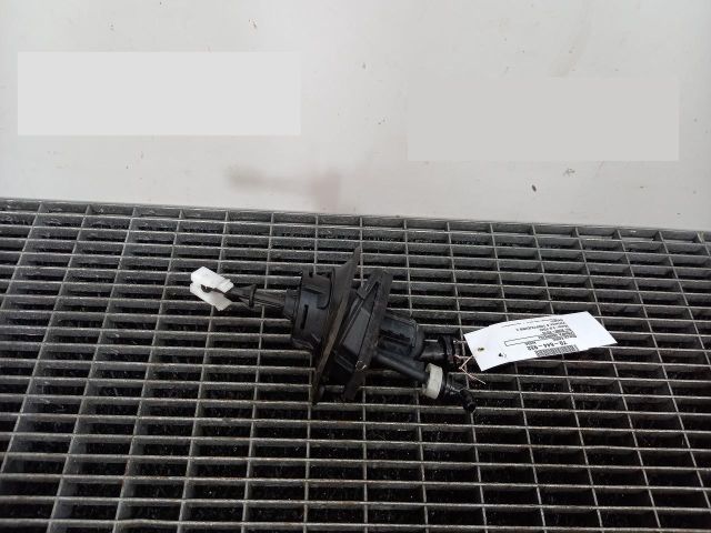 bontott FORD KUGA Kuplung Munkahenger