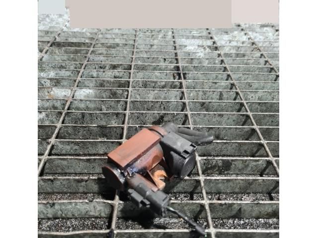 bontott FORD KUGA Lefújószelep