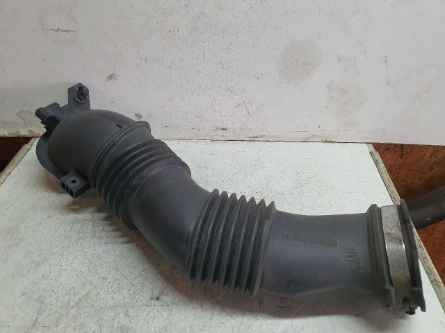 bontott FORD KUGA Légbeömlő Cső