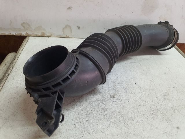 bontott FORD KUGA Légbeömlő Cső