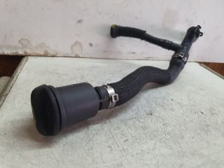 bontott FORD KUGA Olajbeöntő Sapka