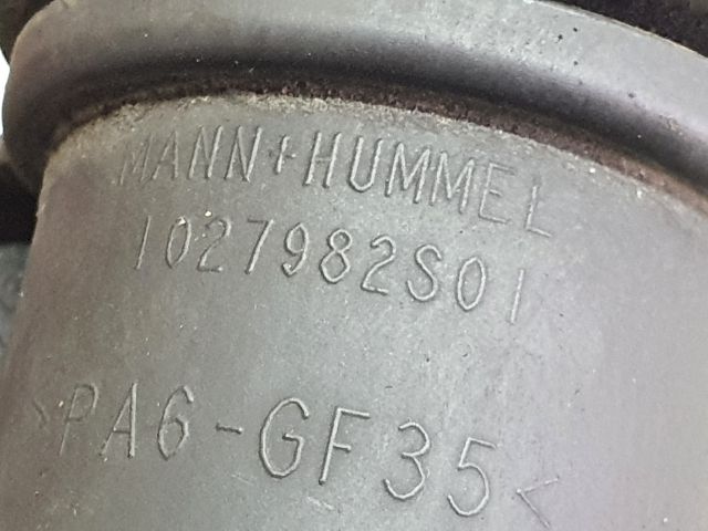 bontott FORD KUGA Olajbeöntő Sapka