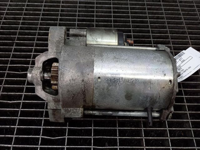 bontott FORD KUGA Önindító