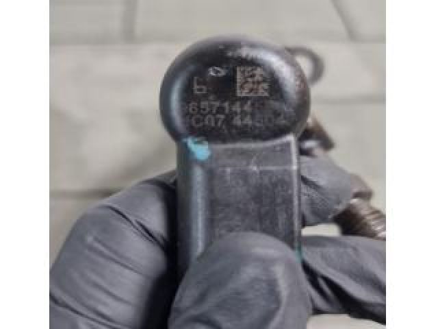 bontott FORD KUGA Porlasztó (1 db)