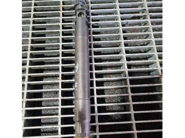 bontott FORD KUGA Porlasztó (1 db)