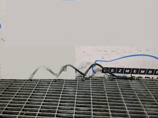 bontott FORD KUGA Résolajcső