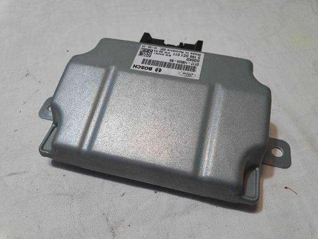 bontott FORD KUGA Start / Stop Vezérlő Modul