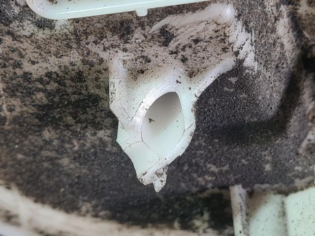 bontott FORD KUGA Üzemanyagszint Jeladó