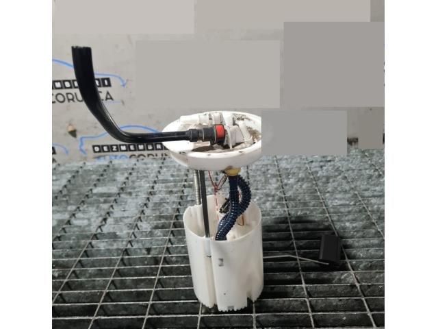 bontott FORD KUGA Üzemanyagszint Jeladó