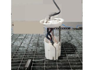 bontott FORD KUGA Üzemanyagszint Jeladó