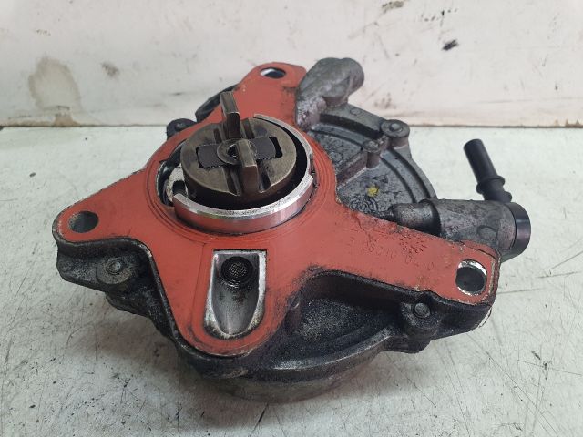 bontott FORD KUGA Vákumpumpa