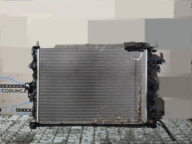 bontott FORD KUGA Vízhűtő Radiátor (Klímás)