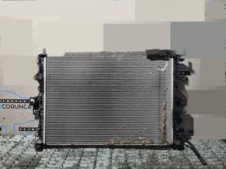 bontott FORD KUGA Vízhűtő Radiátor (Klímás)