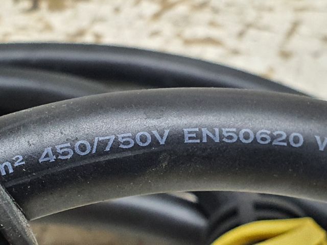 bontott FORD KUGA Hybrid Akkumulátor Töltő