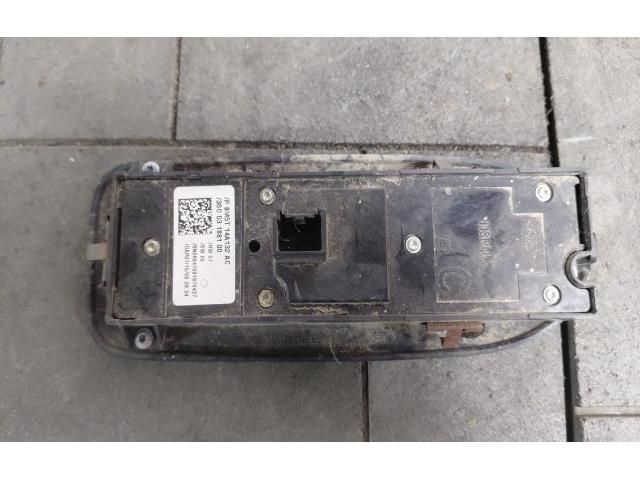 bontott FORD KUGA Ablakemelő Kapcsoló Négyes / Kettes