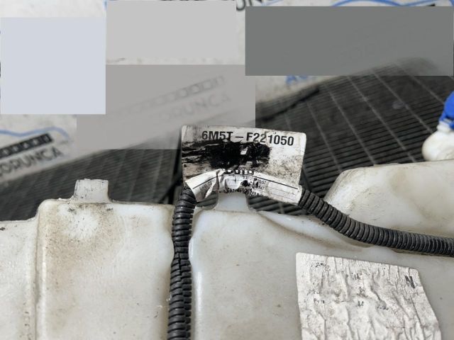 bontott FORD KUGA Ablakmosó Tartály