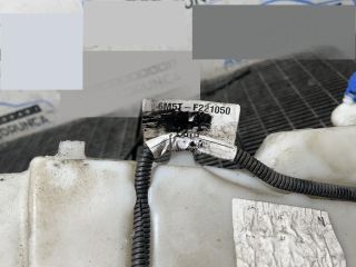 bontott FORD KUGA Ablakmosó Tartály