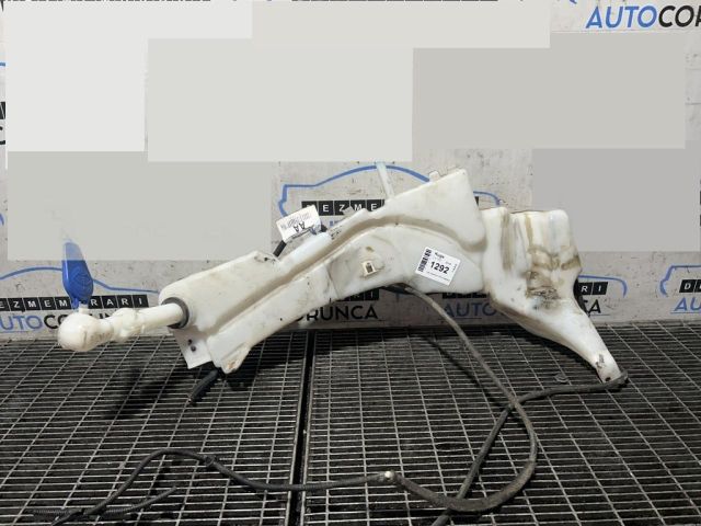 bontott FORD KUGA Ablakmosó Tartály