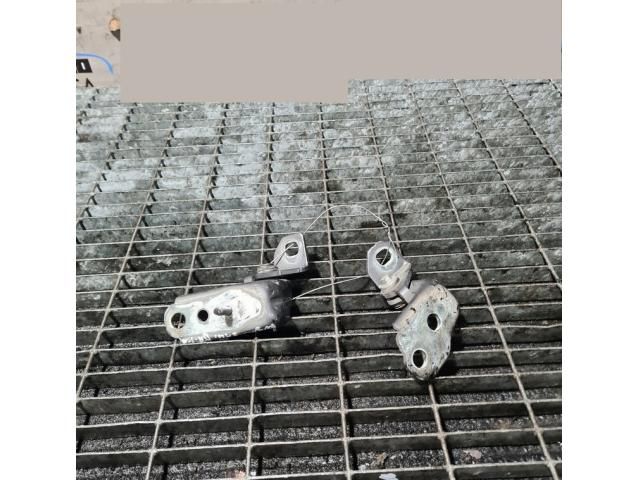 bontott FORD KUGA Ajtó Zsanér (Pozíciófüggetlen)