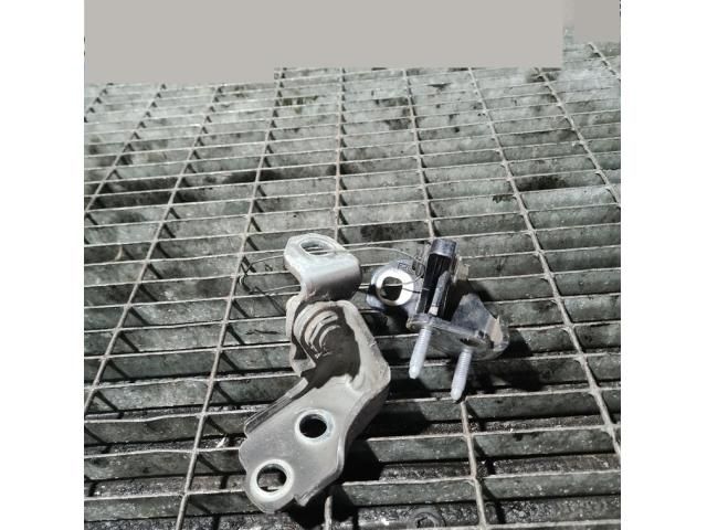 bontott FORD KUGA Ajtó Zsanér (Pozíciófüggetlen)