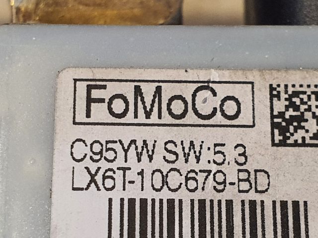 bontott FORD KUGA Akkumulátor Saru Elektronikával