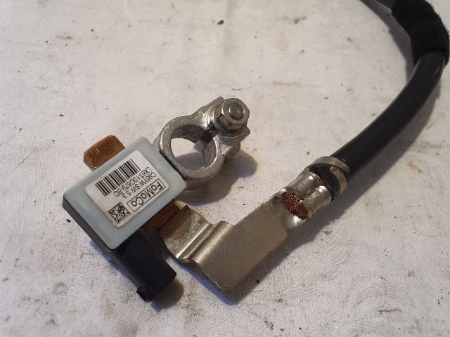 bontott FORD KUGA Akkumulátor Saru Elektronikával