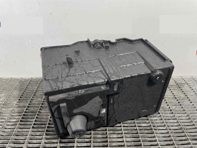 bontott FORD KUGA Akkumulátor Tartó