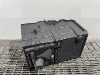 bontott FORD KUGA Akkumulátor Tartó