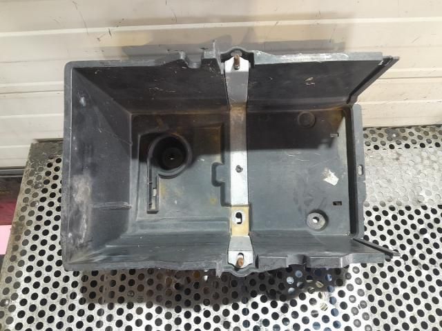 bontott FORD KUGA Akkumulátor Tartó