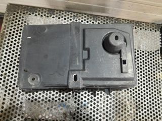 bontott FORD KUGA Akkumulátor Tartó