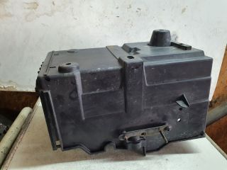 bontott FORD KUGA Akkumulátor Tartó