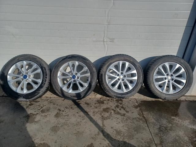 bontott FORD KUGA Alufelni Szett