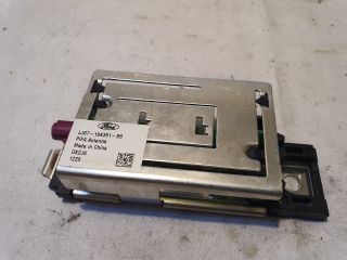 bontott FORD KUGA Antenna Erősítő