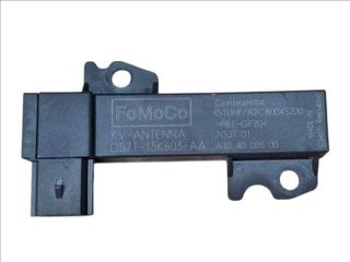 bontott FORD KUGA Antenna Erősítő