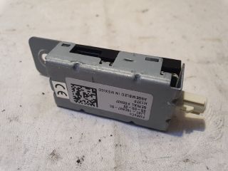 bontott FORD KUGA Antenna Erősítő