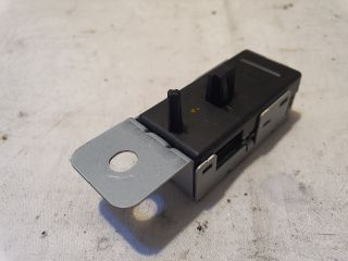 bontott FORD KUGA Antenna Erősítő