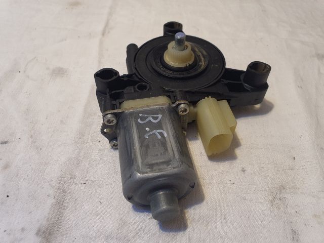 bontott FORD KUGA Bal első Ablakemelő Motor