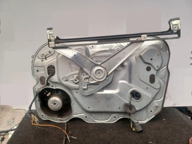 bontott FORD KUGA Bal első Ablakemelő Szerkezet (Elektromos)