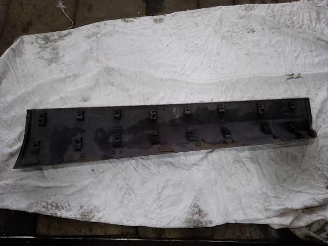 bontott FORD KUGA Bal első Ajtó Díszléc