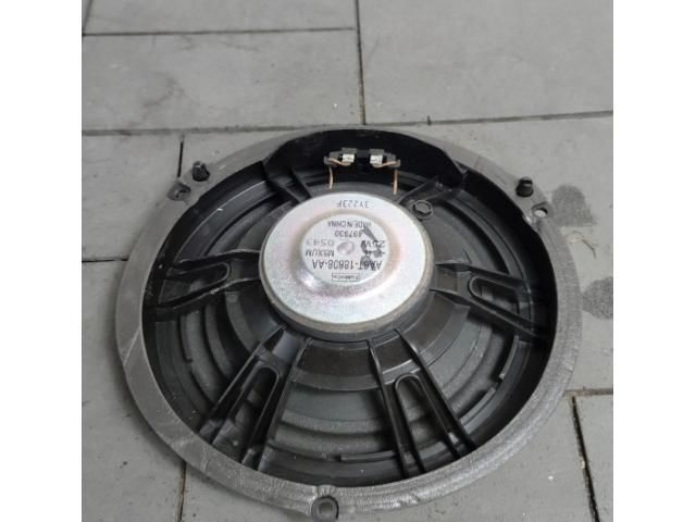 bontott FORD KUGA Bal első Hangszóró