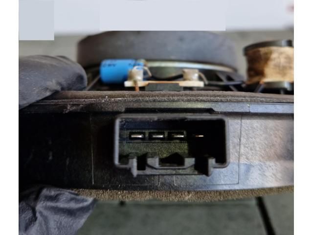 bontott FORD KUGA Bal első Hangszóró