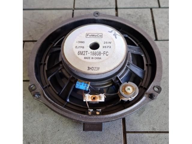 bontott FORD KUGA Bal első Hangszóró