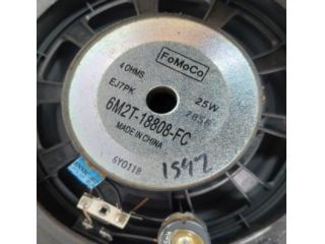 bontott FORD KUGA Bal első Hangszóró